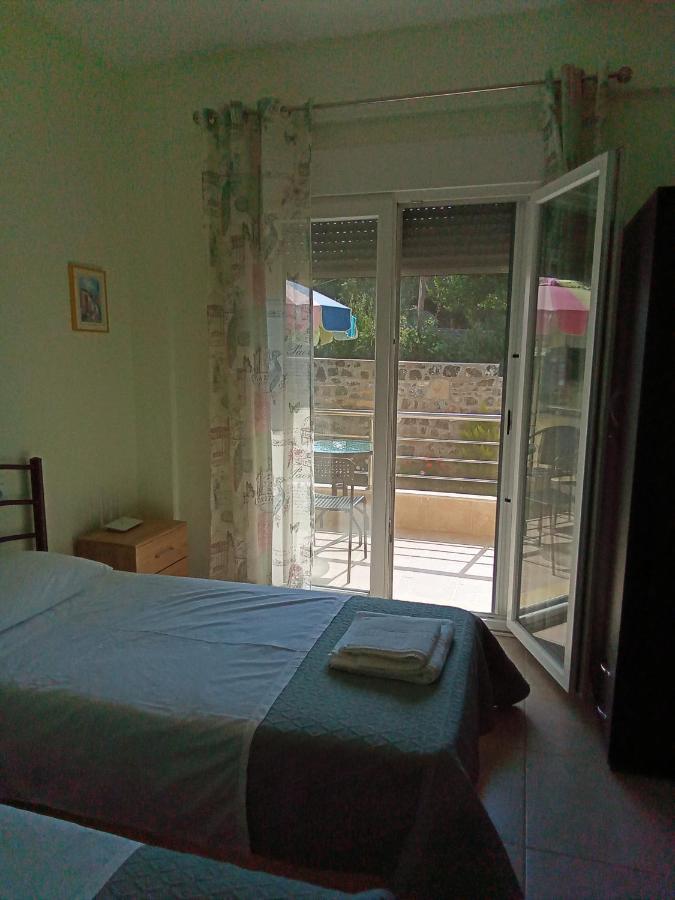 Apartmán Irina Haus Gerakini Exteriér fotografie