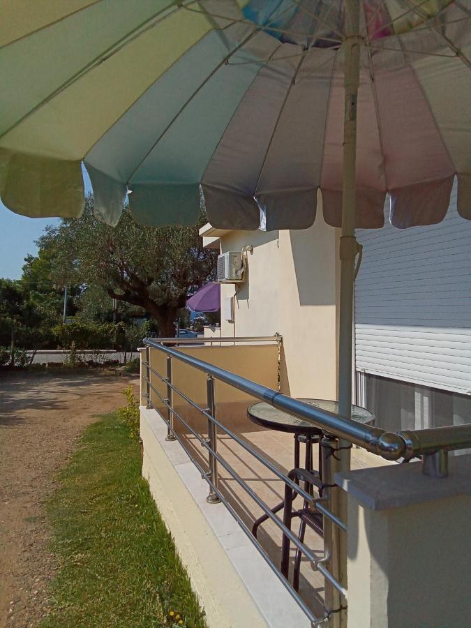 Apartmán Irina Haus Gerakini Exteriér fotografie